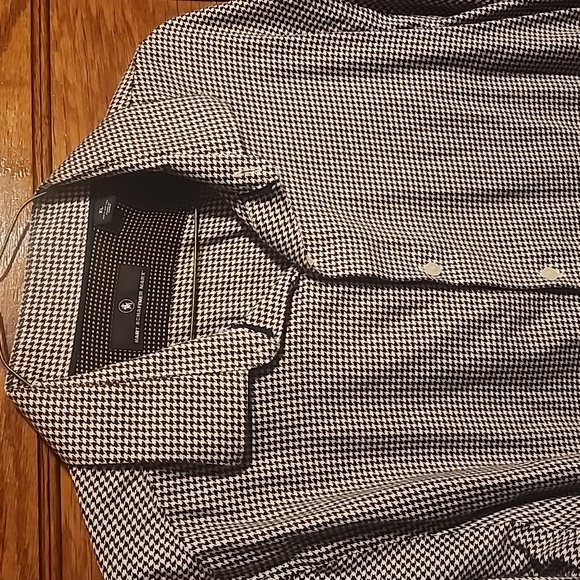 Mens shirts - Picture 2 of 4